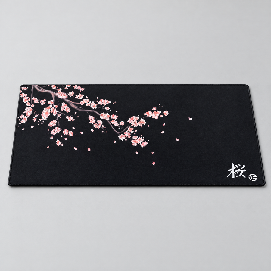 Japanse Bloesem muismat zwart plat op tafel